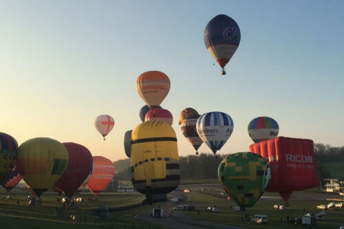 channel crossing ad ballon 12 