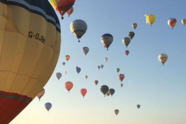 channel crossing ad ballon 3 